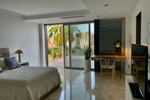 Huvila myytävänä Alicante, Espanja, 5 makuuhuonetta, 400 m2 No. 168803 - kuva 26