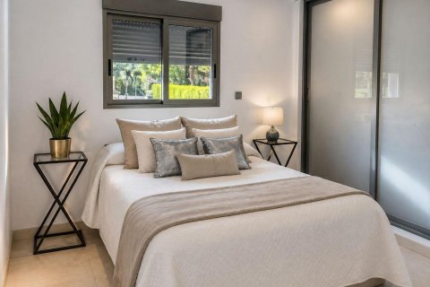 Huvila myytävänä Alicante, Espanja, 5 makuuhuonetta, 400 m2 No. 168803 - kuva 19