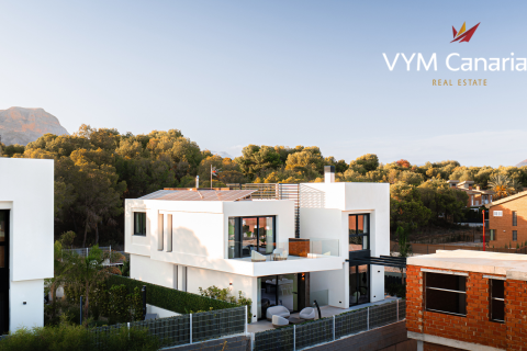 Villa for sale in La Nucia, Alicante, Spain 4 bedrooms,  No. 54849 - photo 3