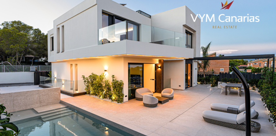 Villa in La Nucia, Alicante, Spain 4 bedrooms,  No. 54849