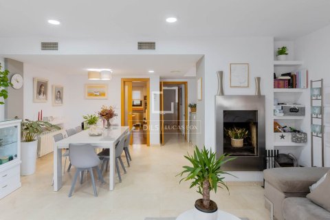 Villa for sale in Cabrils, Barcelona, Spain 5 bedrooms, 271 sq.m. No. 150432 - photo 5