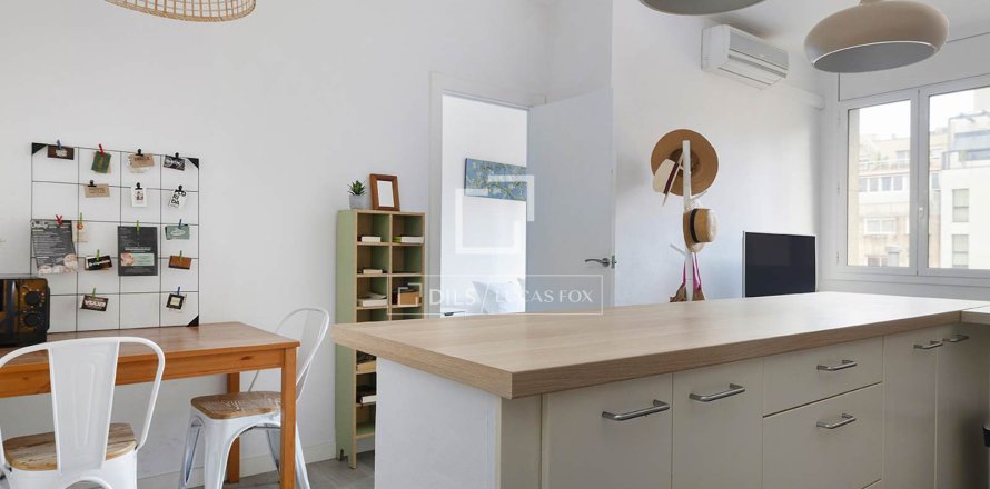 Apartment à Barcelona, Espagne 1 chambre, 45 m2 No. 150429