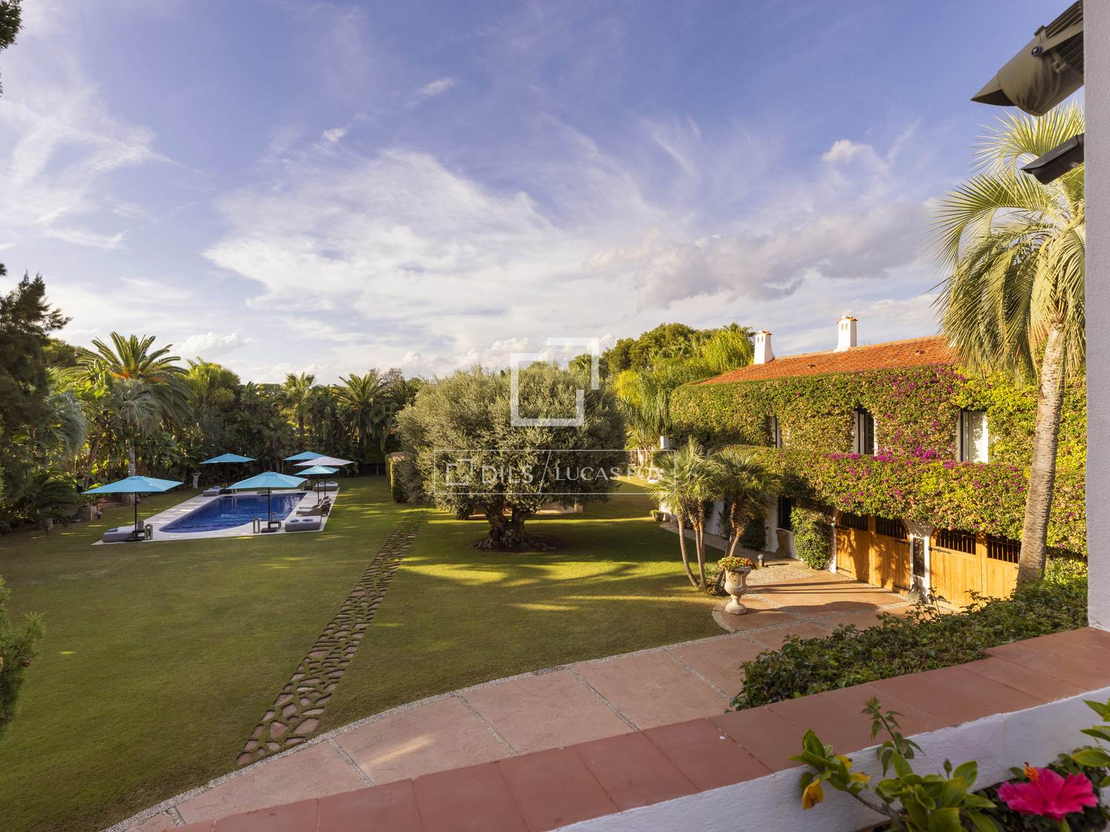 Villa Sitges, Barcelona, Spānijā 8 istabas, 1200 m2 Nr. 150426