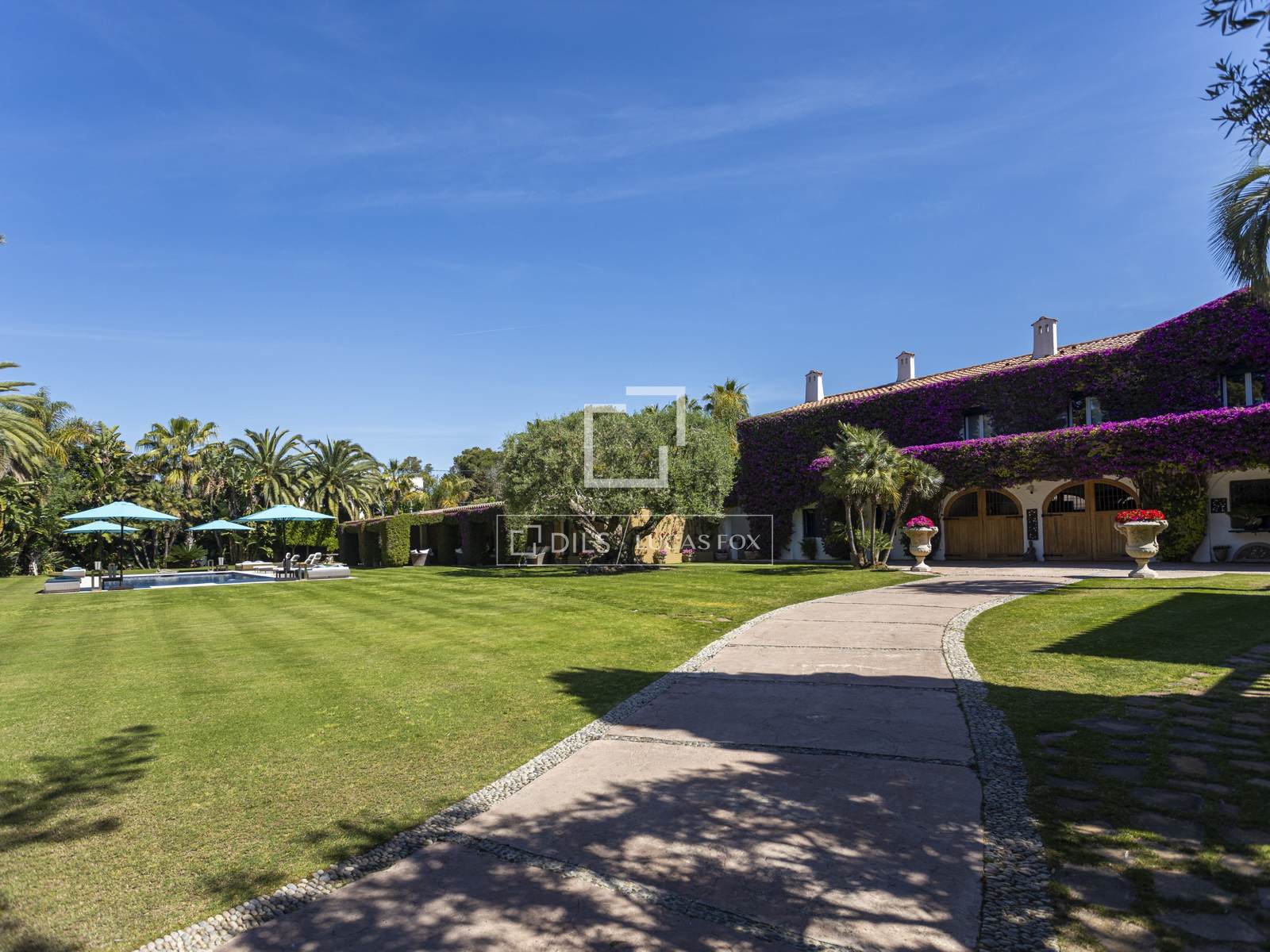 Villa Sitges, Barcelona, Spānijā 8 istabas, 1200 m2 Nr. 150426