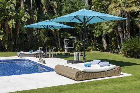 Villa for sale in Sitges, Barcelona, Spain 8 bedrooms, 1200 sq.m. No. 150426 - photo 29