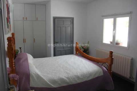 Villa till salu Oria, Almeria, Spanien 3 sovrum, 2391 kvm. Nr. 137638 - foto 13