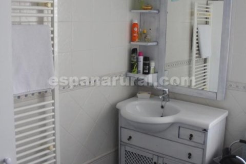 Villa till salu Oria, Almeria, Spanien 3 sovrum, 2391 kvm. Nr. 137638 - foto 9