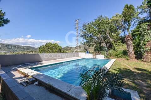 House à Esplugues de Llobregat, Barcelona, Espagne 4 chambres, 379 m2 No. 178604