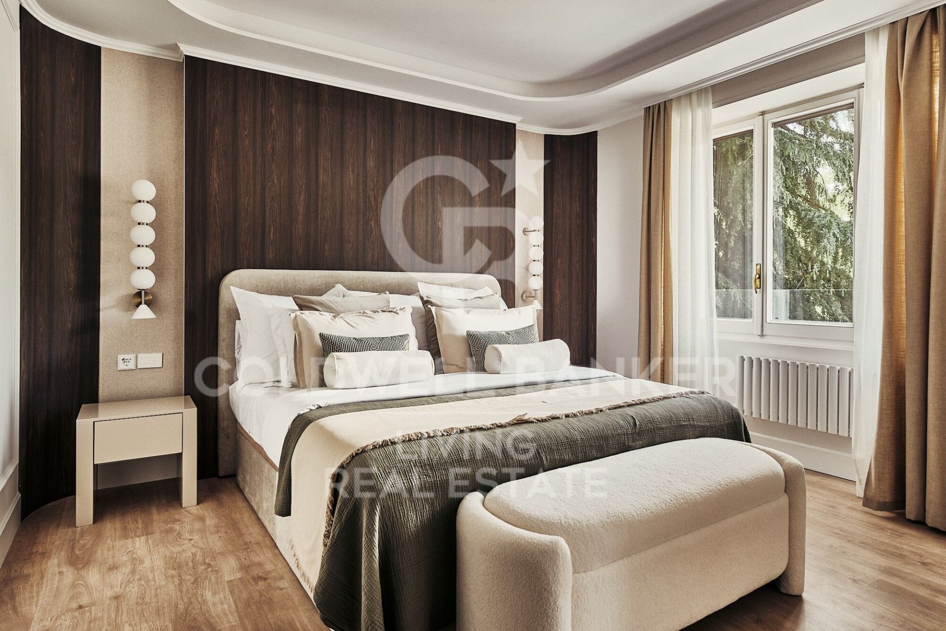 Dzīvoklis Madrid, Spānijā 5 istabas, 315 m2 Nr. 178605