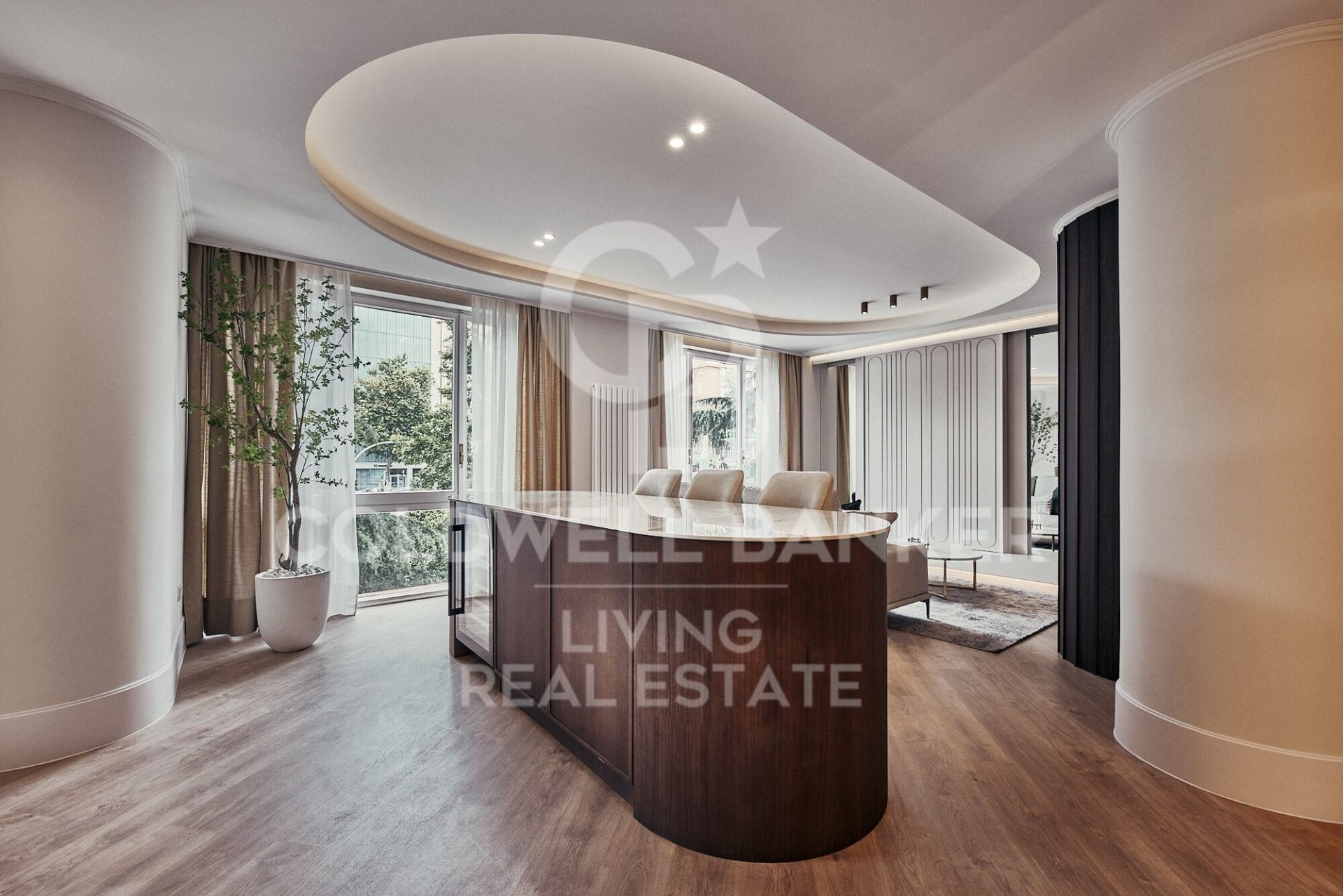 Dzīvoklis Madrid, Spānijā 5 istabas, 315 m2 Nr. 178605