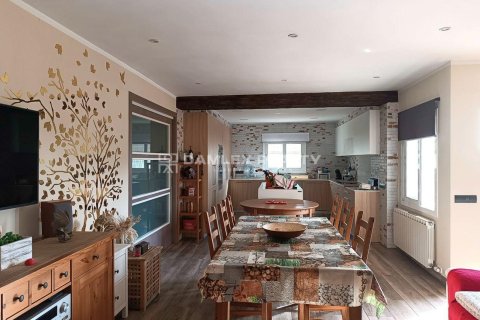 House à vendre à Lloret de Mar, Girona, Espagne, 5 chambres, 300 m2 No. 177169 - photo 7