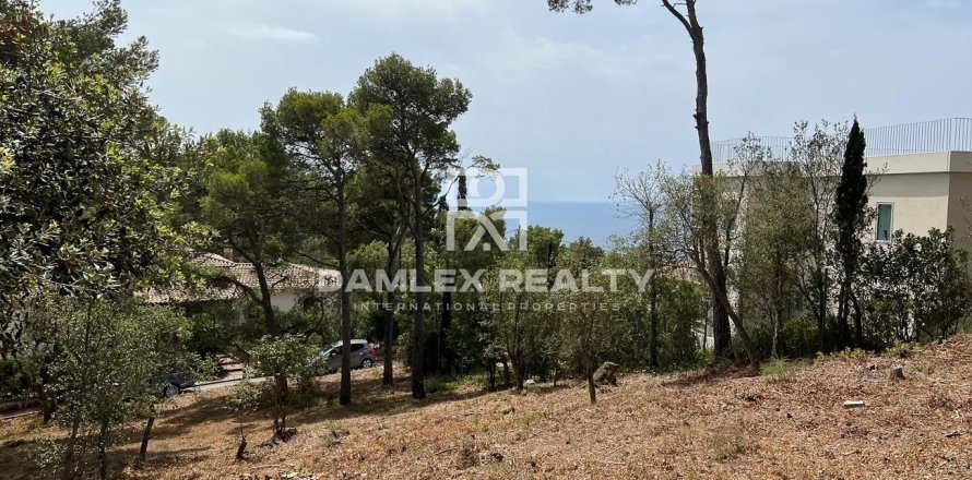 Land plot in Llafranc, Girona, Spain 1530 sq.m. No. 177167