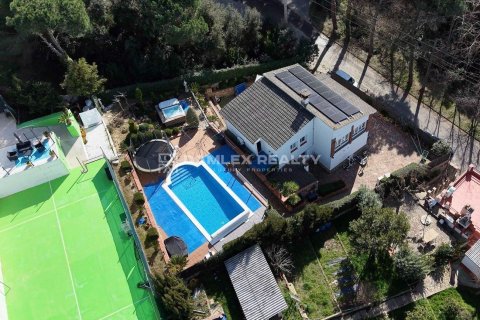 Villa à vendre à Lloret de Mar, Girona, Espagne, 4 chambres, 267 m2 No. 177172 - photo 4