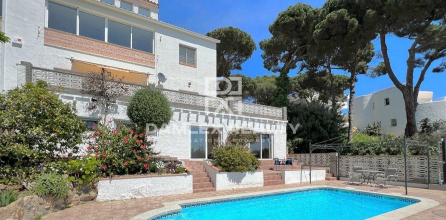 Hus i Calonge, Girona, Spanien 8 sovrum, 386 kvm. Nr. 177170