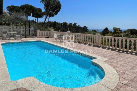 Hus till salu i Calonge, Girona, Spanien 8 sovrum, 386 kvm. Nr. 177170 - foto 2