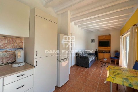 Hus till salu i Calonge, Girona, Spanien 8 sovrum, 386 kvm. Nr. 177170 - foto 10