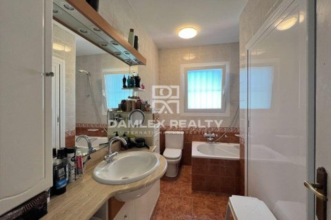 Hus till salu i Calonge, Girona, Spanien 8 sovrum, 386 kvm. Nr. 177170 - foto 23