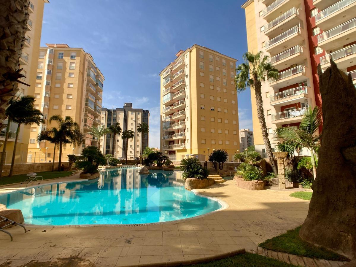 Apartamento en La Manga del Mar Menor, Murcia, España 3 dormitorios, 121 m2 No. 183804