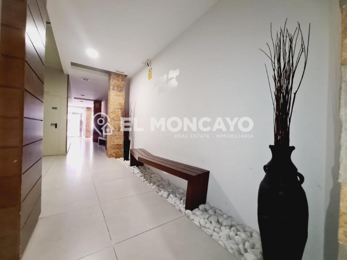 Apartment à Torrevieja, Alicante, Espagne 2 chambres, 68 m2 No. 183802
