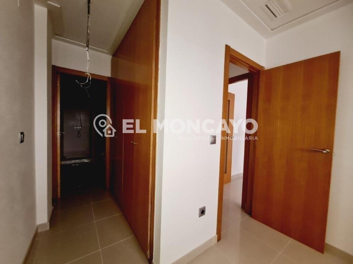 Apartment à Torrevieja, Alicante, Espagne 2 chambres, 68 m2 No. 183802