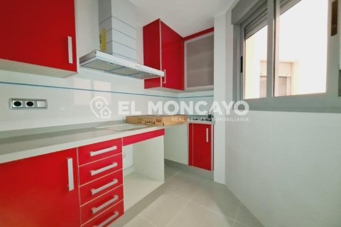 Продажа квартиры в Торревьеха, Аликанте, Испания 2 спальни, 68м2 №183802 - фото 2