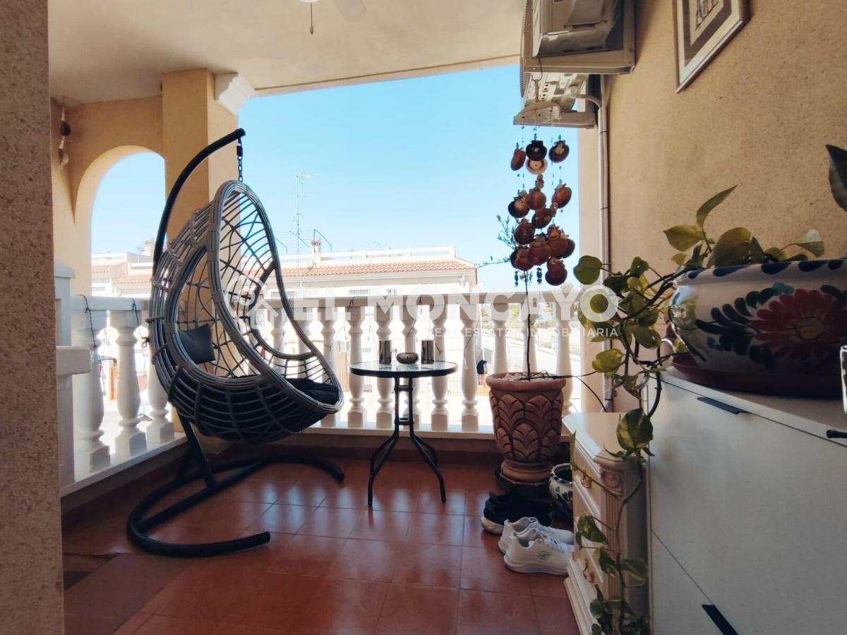 Bungalow à Orihuela, Alicante, Espagne 3 chambres, 68 m2 No. 183800