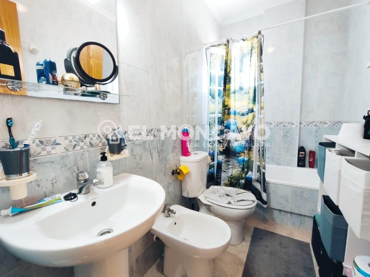 Bungalow à Orihuela, Alicante, Espagne 3 chambres, 68 m2 No. 183800