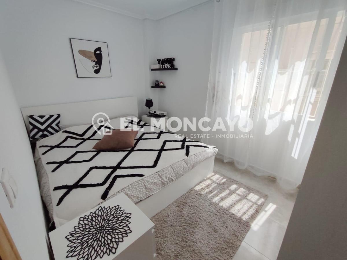 Bungalow à Orihuela, Alicante, Espagne 3 chambres, 68 m2 No. 183800