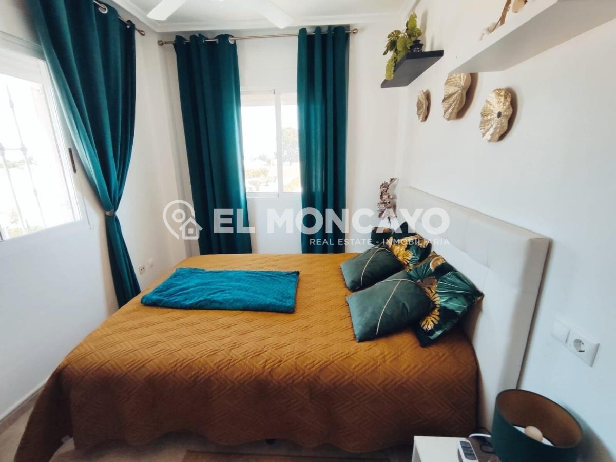 Bungalow à Orihuela, Alicante, Espagne 3 chambres, 68 m2 No. 183800