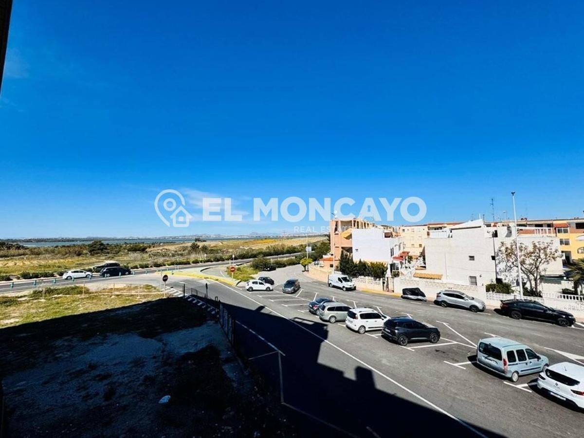 Apartamento en Torrevieja, Alicante, España 3 dormitorios, 90 m2 No. 183803