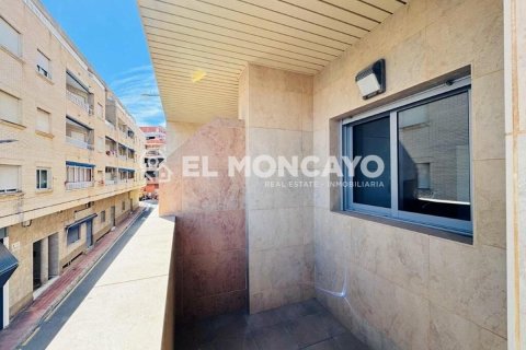 Apartamento en venta en Torrevieja, Alicante, España 3 dormitorios, 90 m2 No. 183803 - foto 2