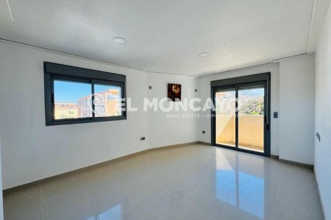 Apartamento en venta en Torrevieja, Alicante, España 3 dormitorios, 90 m2 No. 183803 - foto 4