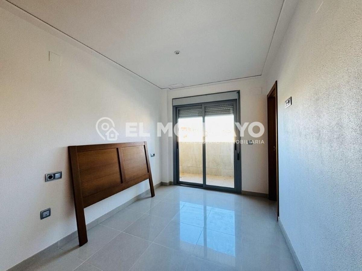 Apartamento en Torrevieja, Alicante, España 3 dormitorios, 90 m2 No. 183803