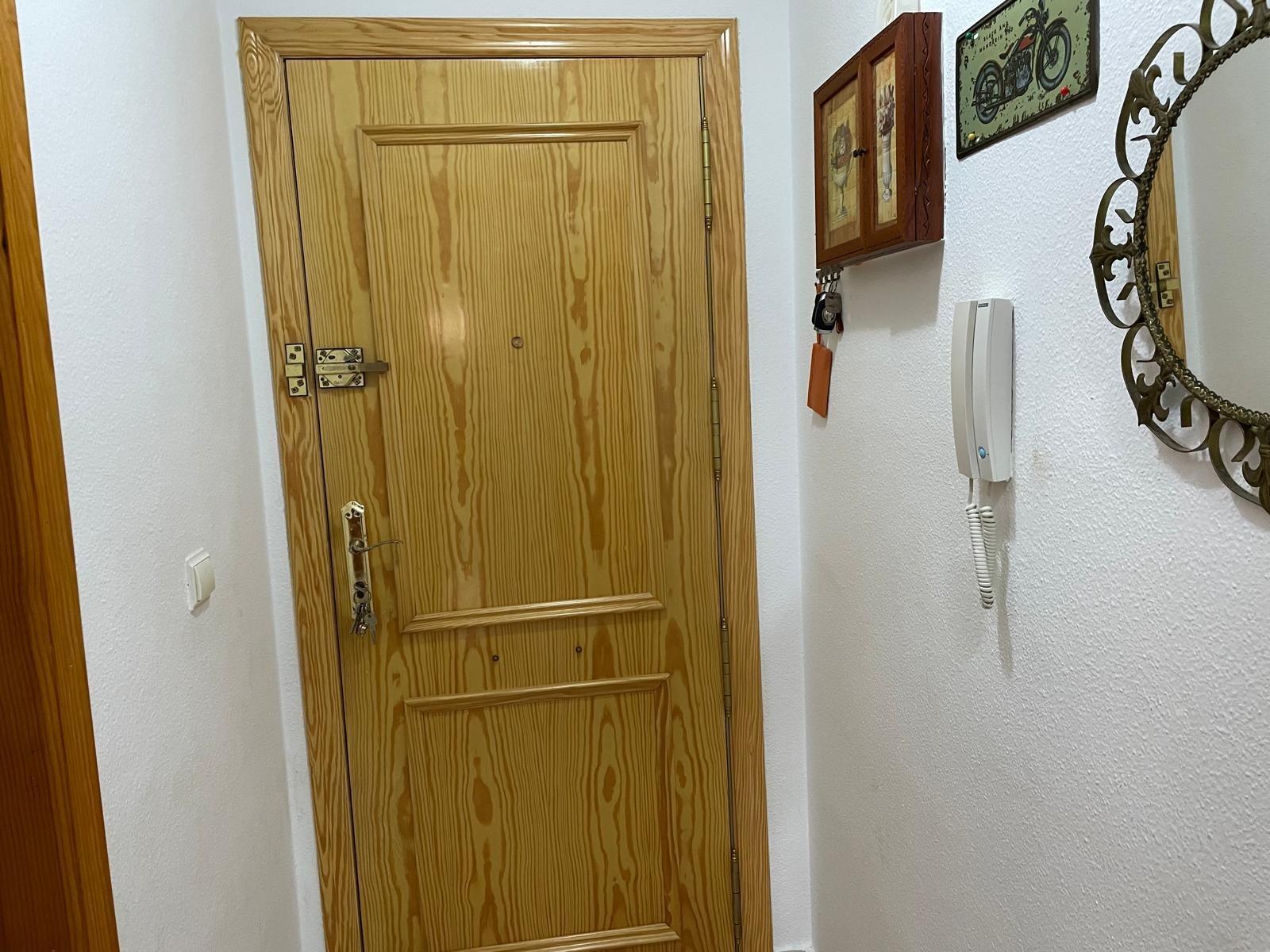 Apartment à Torrevieja, Alicante, Espagne 2 chambres, 56 m2 No. 182870