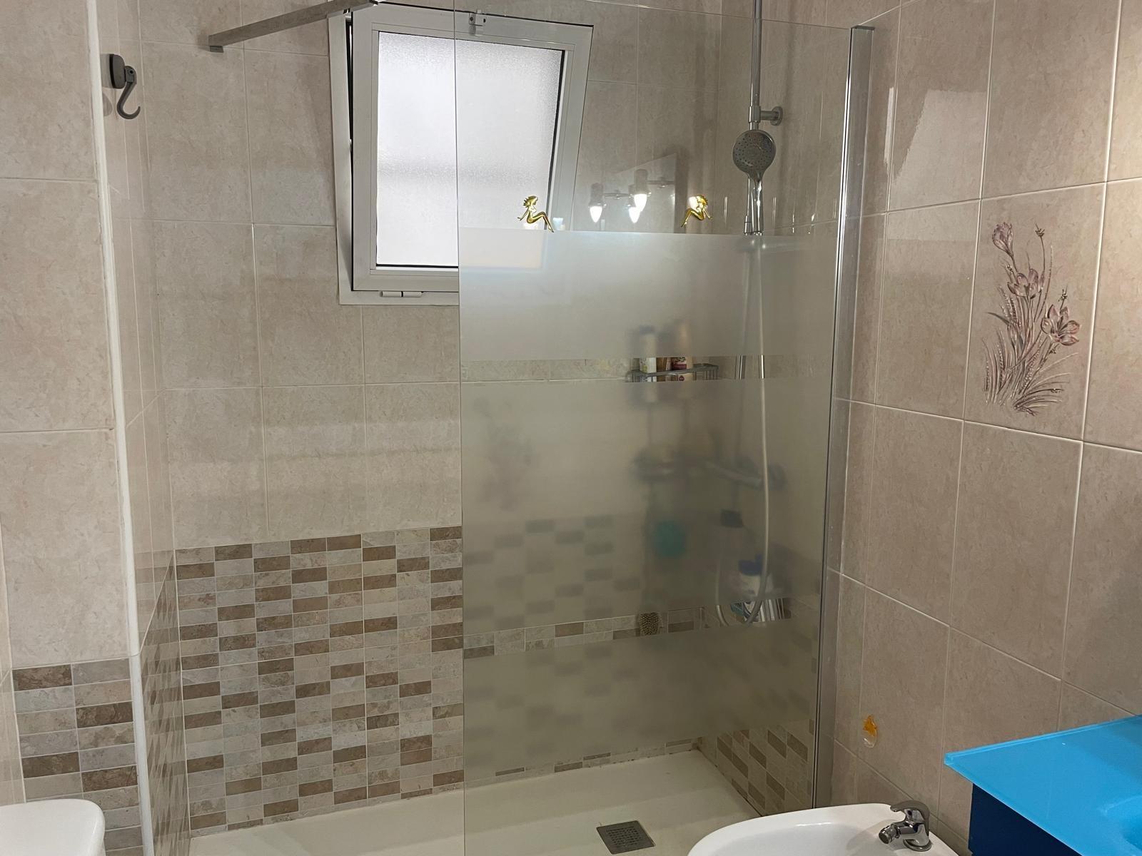 Apartment à Torrevieja, Alicante, Espagne 2 chambres, 56 m2 No. 182870