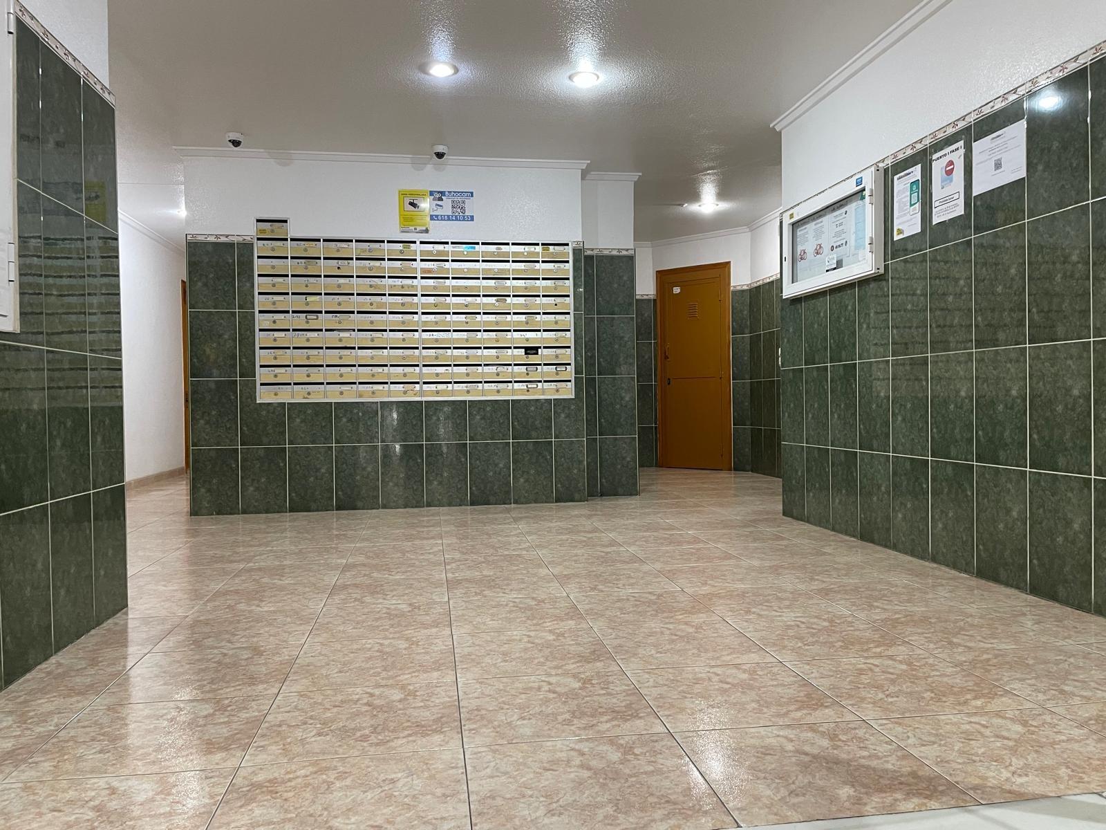 Apartment à Torrevieja, Alicante, Espagne 2 chambres, 56 m2 No. 182870