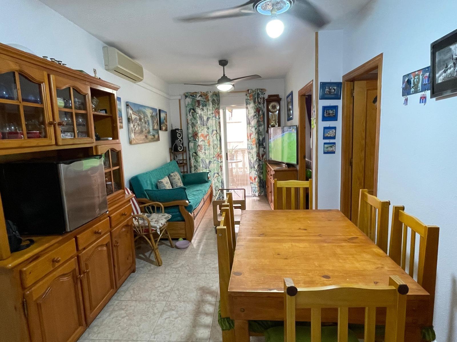 Apartment à Torrevieja, Alicante, Espagne 2 chambres, 56 m2 No. 182870