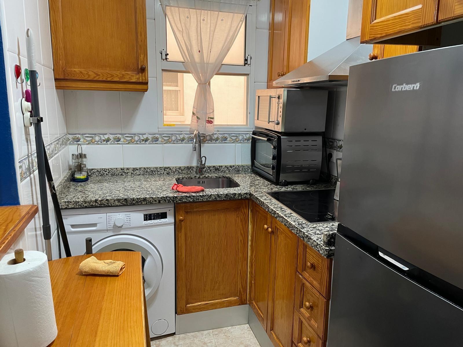Apartment à Torrevieja, Alicante, Espagne 2 chambres, 56 m2 No. 182870