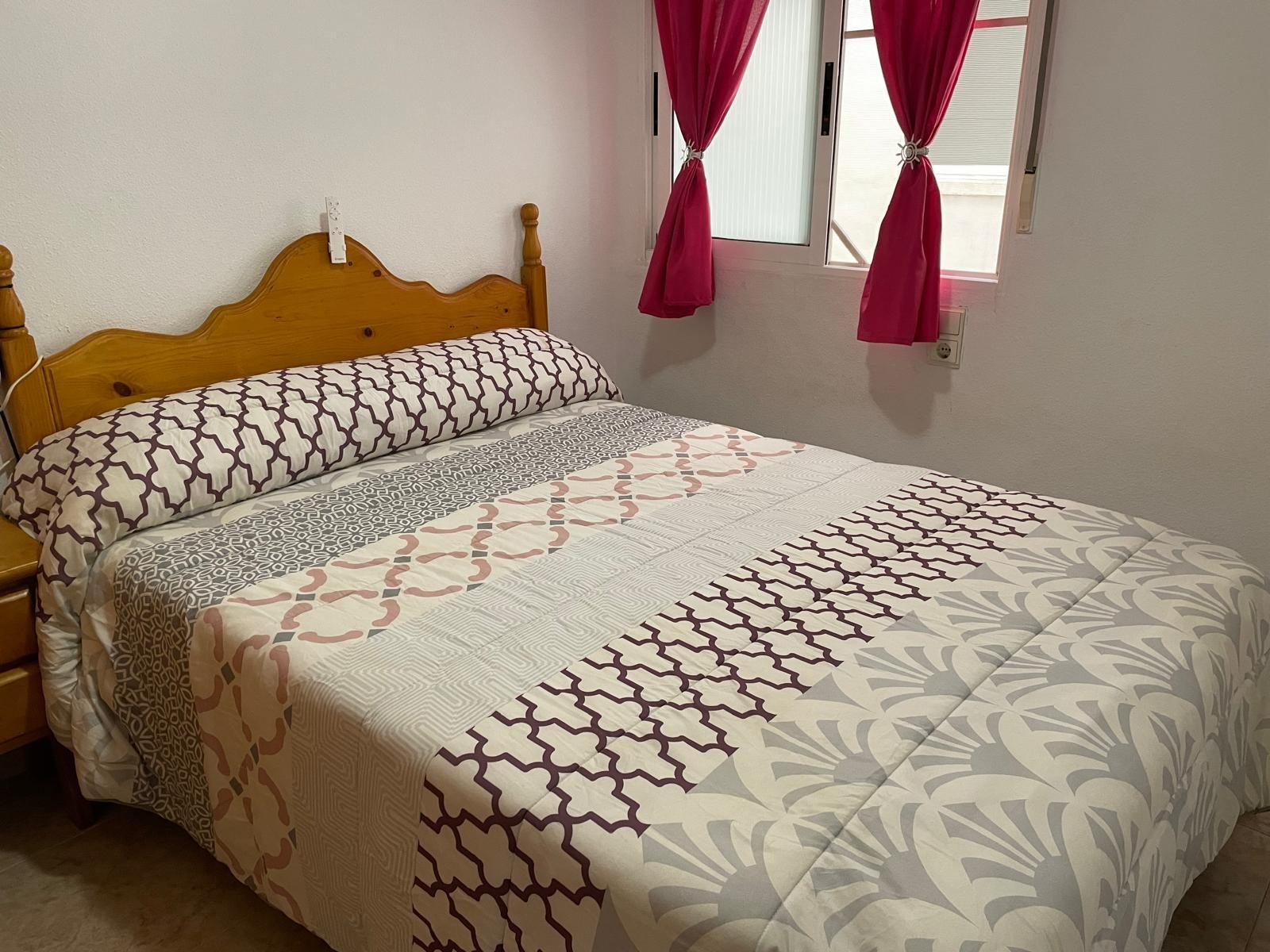 Apartment à Torrevieja, Alicante, Espagne 2 chambres, 56 m2 No. 182870