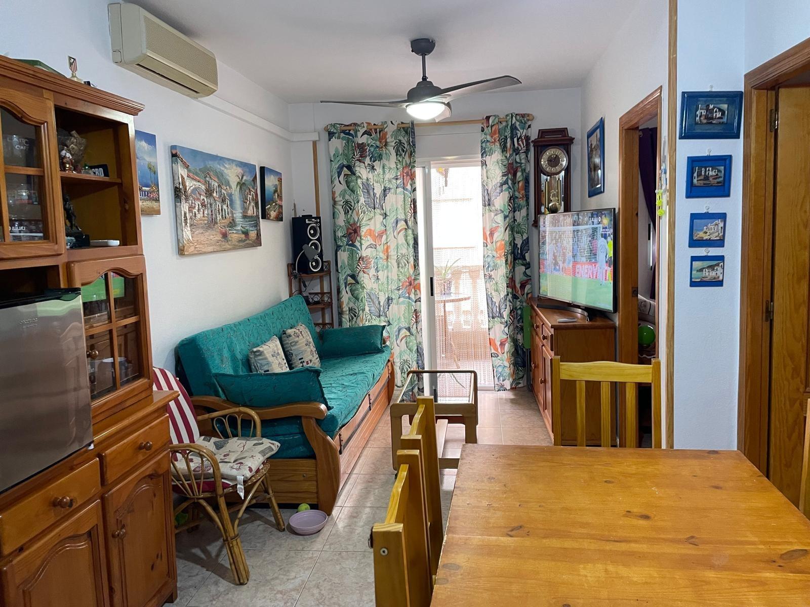 Apartment à Torrevieja, Alicante, Espagne 2 chambres, 56 m2 No. 182870