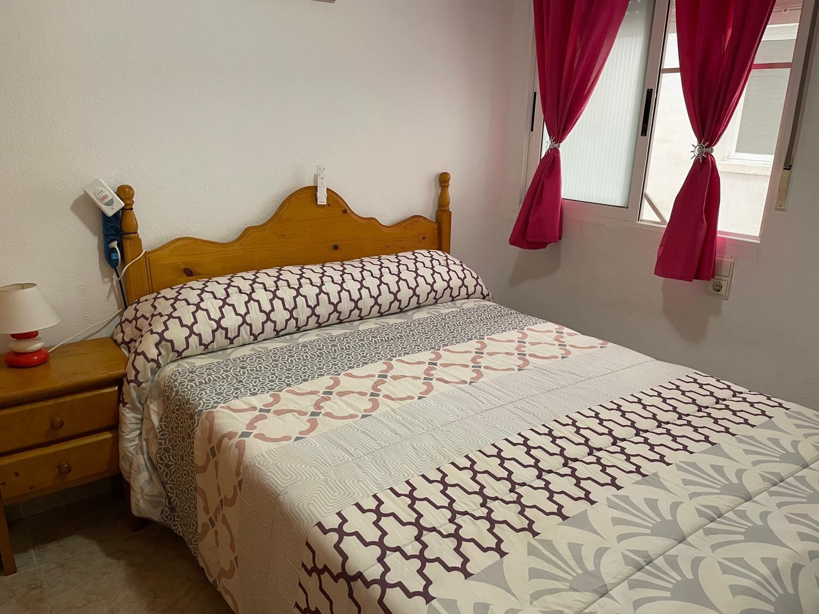 Apartment à Torrevieja, Alicante, Espagne 2 chambres, 56 m2 No. 182870