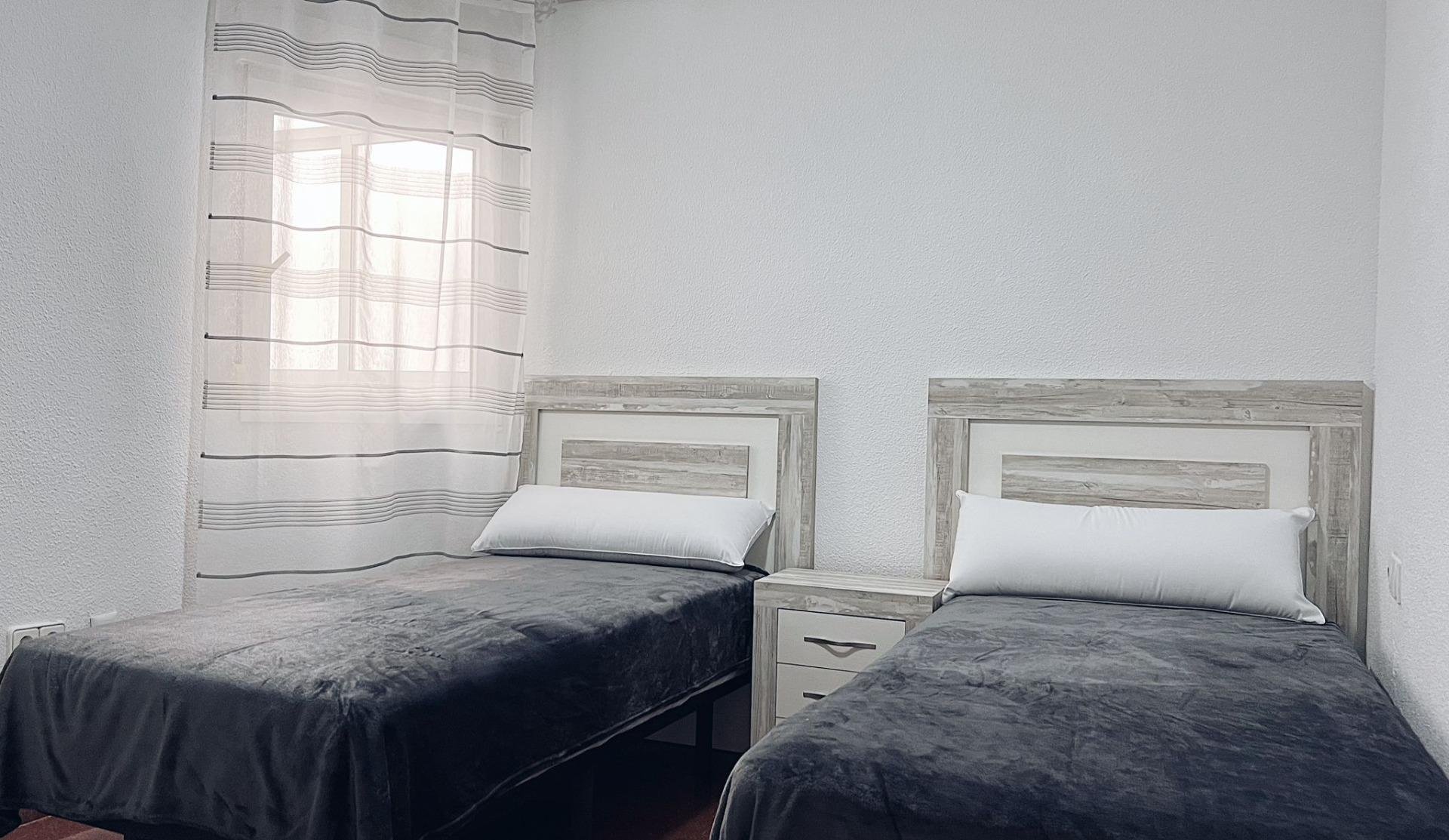 Apartment in Torrevieja, Alicante, Spain 2 bedrooms, 72 sq.m. No. 182872