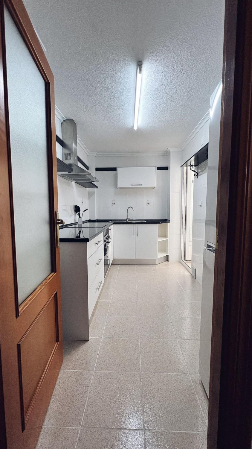 Apartment in Torrevieja, Alicante, Spain 2 bedrooms, 72 sq.m. No. 182872