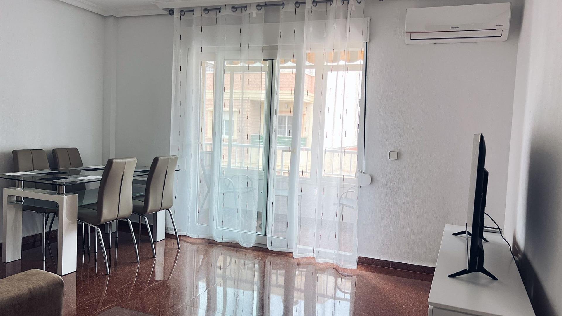 Apartment in Torrevieja, Alicante, Spain 2 bedrooms, 72 sq.m. No. 182872
