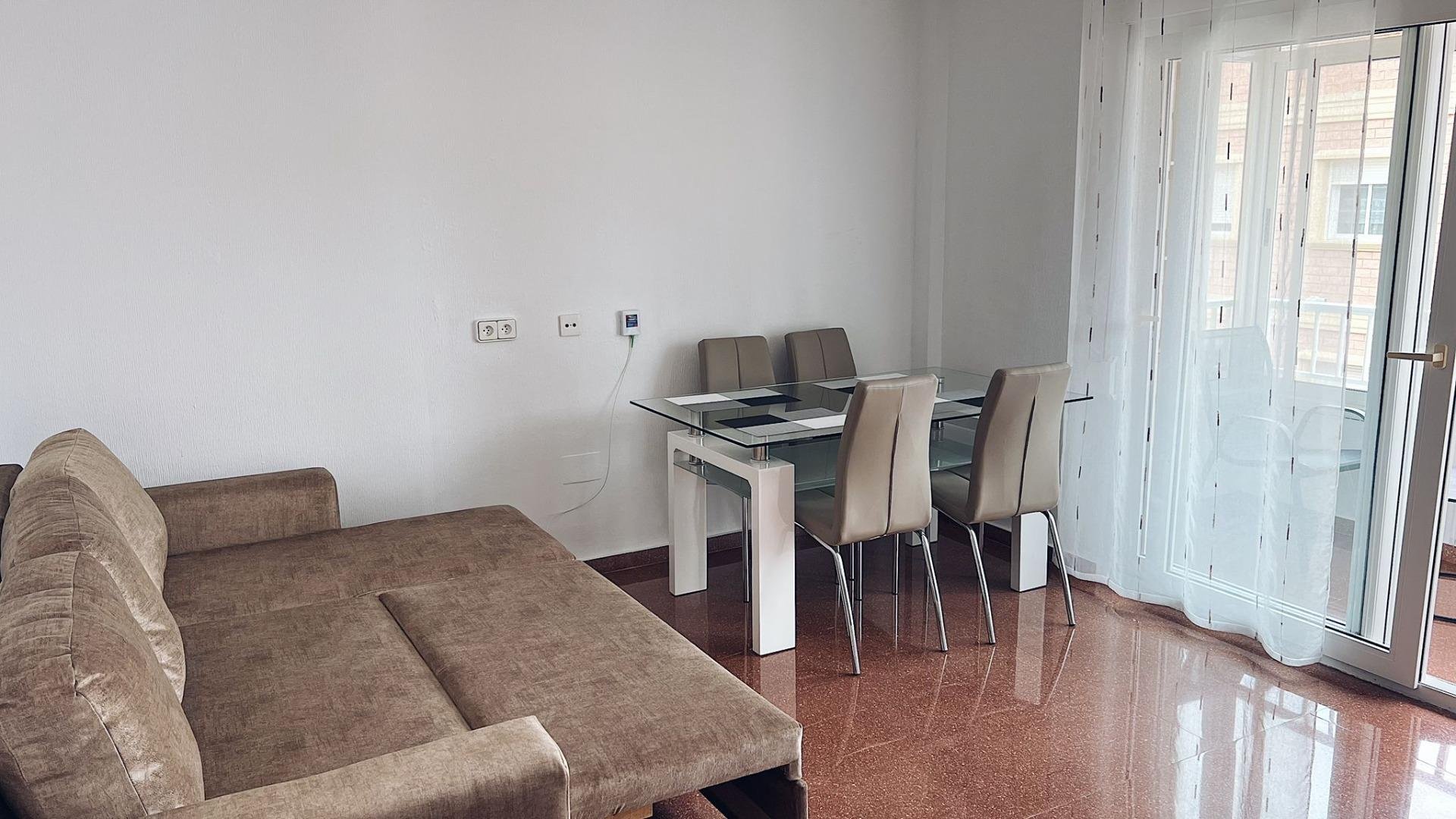 Apartment in Torrevieja, Alicante, Spain 2 bedrooms, 72 sq.m. No. 182872