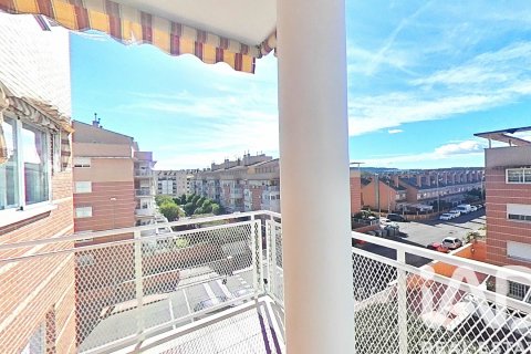 Lägenhet till salu i Alcala de Henares, Madrid, Spanien 3 sovrum, 85.27 kvm. Nr. 152777 - foto 3