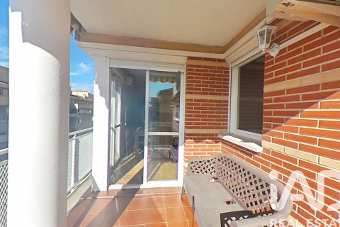 Lägenhet till salu i Alcala de Henares, Madrid, Spanien 3 sovrum, 85.27 kvm. Nr. 152777 - foto 2