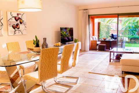 Lägenhet till salu i Estepona, Malaga, Spanien 2 sovrum, 140 kvm. Nr. 152776 - foto 3