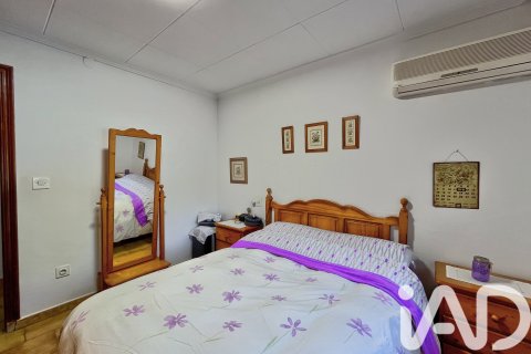 Talo myytävänä Elda, Alicante, Espanja, 3 makuuhuonetta, 572 m2 No. 152775 - kuva 14