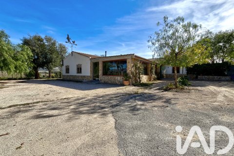 Talo myytävänä Elda, Alicante, Espanja, 3 makuuhuonetta, 572 m2 No. 152775 - kuva 8